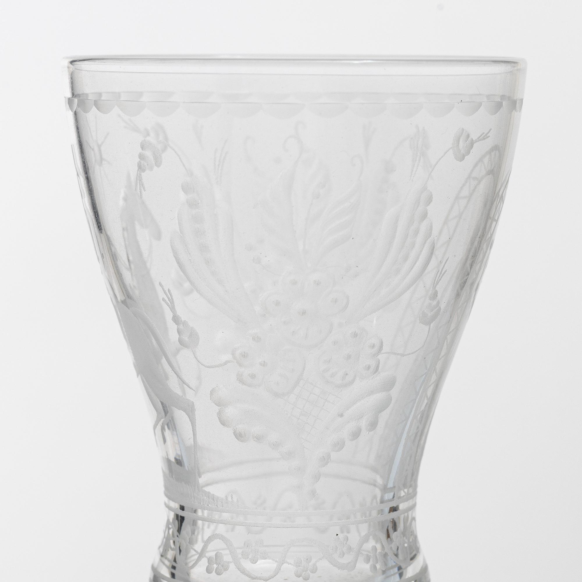 Vicke Lindstrand, nine 'Dalecarlia' sherry glasses, Kosta Boda.