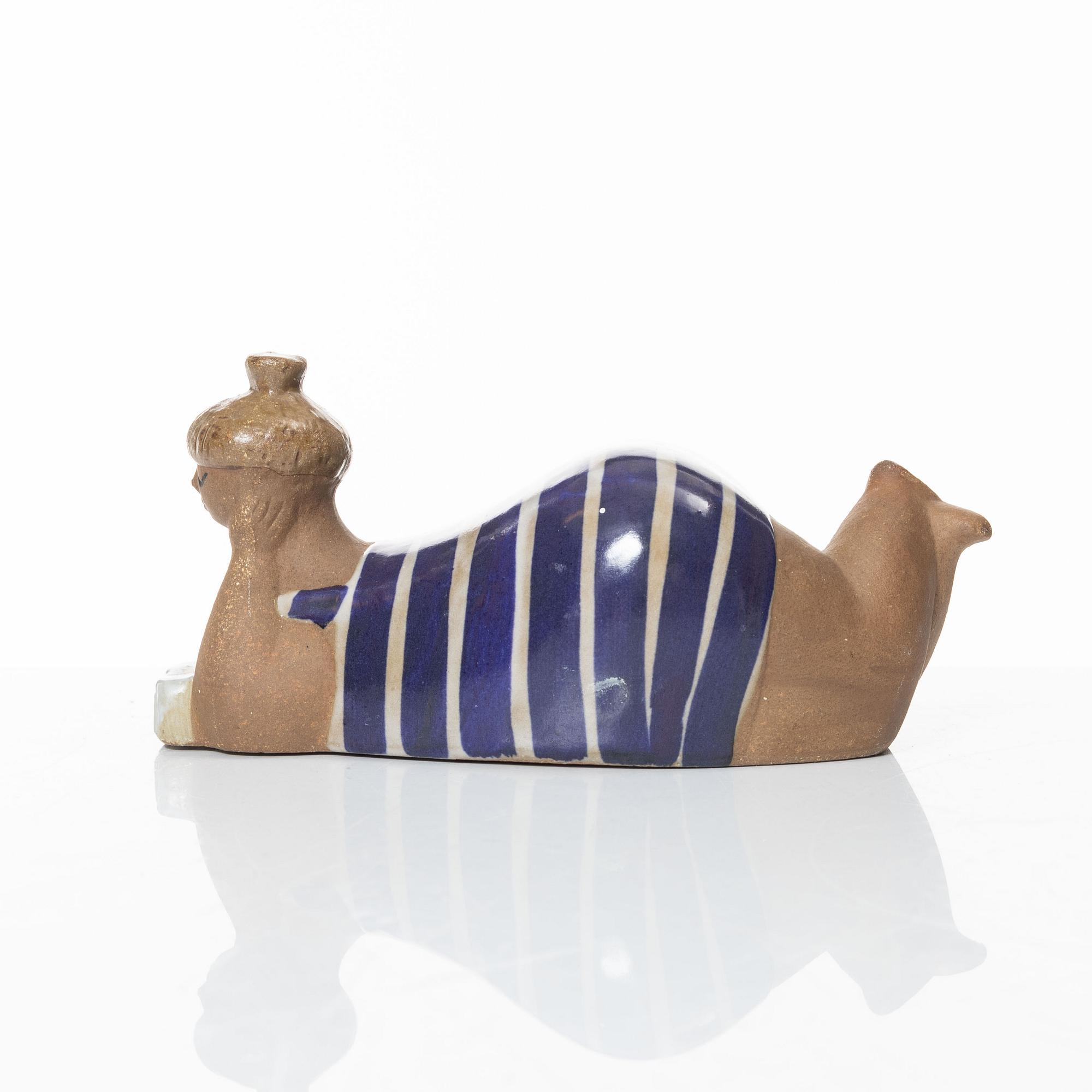 Lisa Larson, figurin, stengods, "Beata", Gustavsberg.