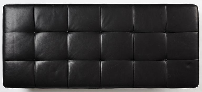 Poul Kjaerholm, a "PK-80" black leather and steel base daybed, edition Fritz Hansen, 2013.