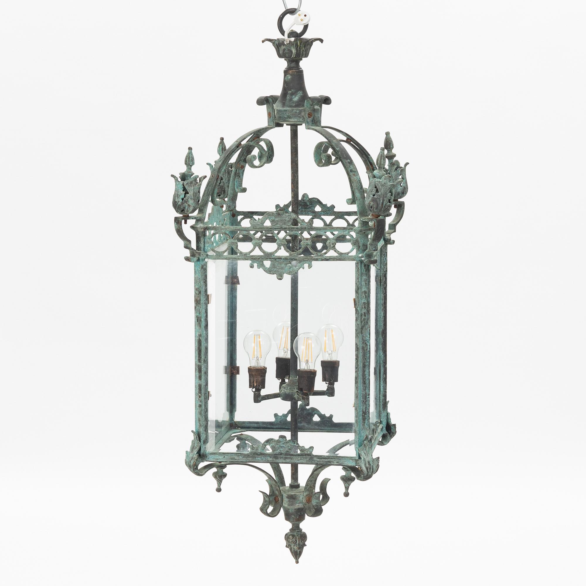 A 20th century ceiling lantern.