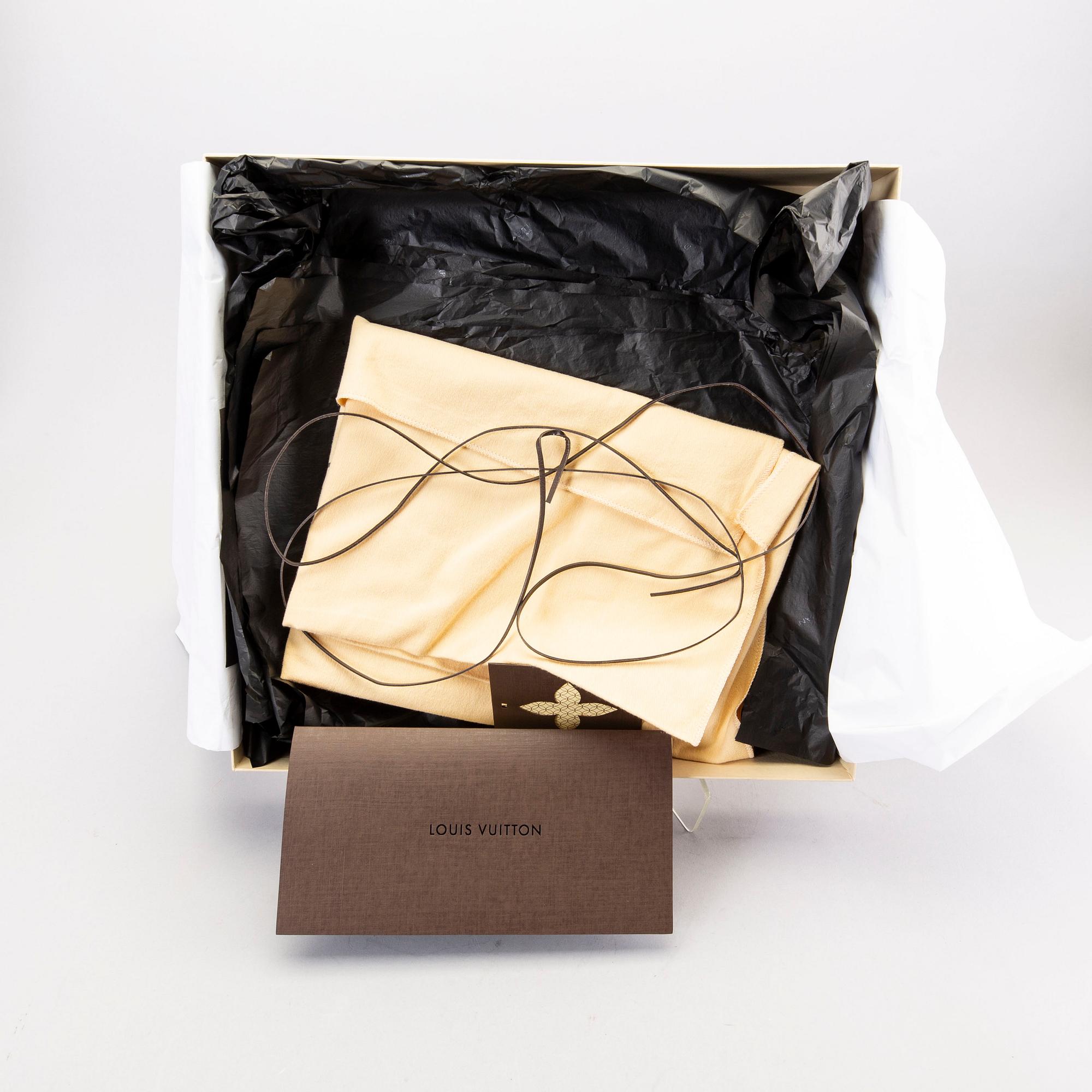 Louis Vuitton, "Neverfull NM MM", bag.