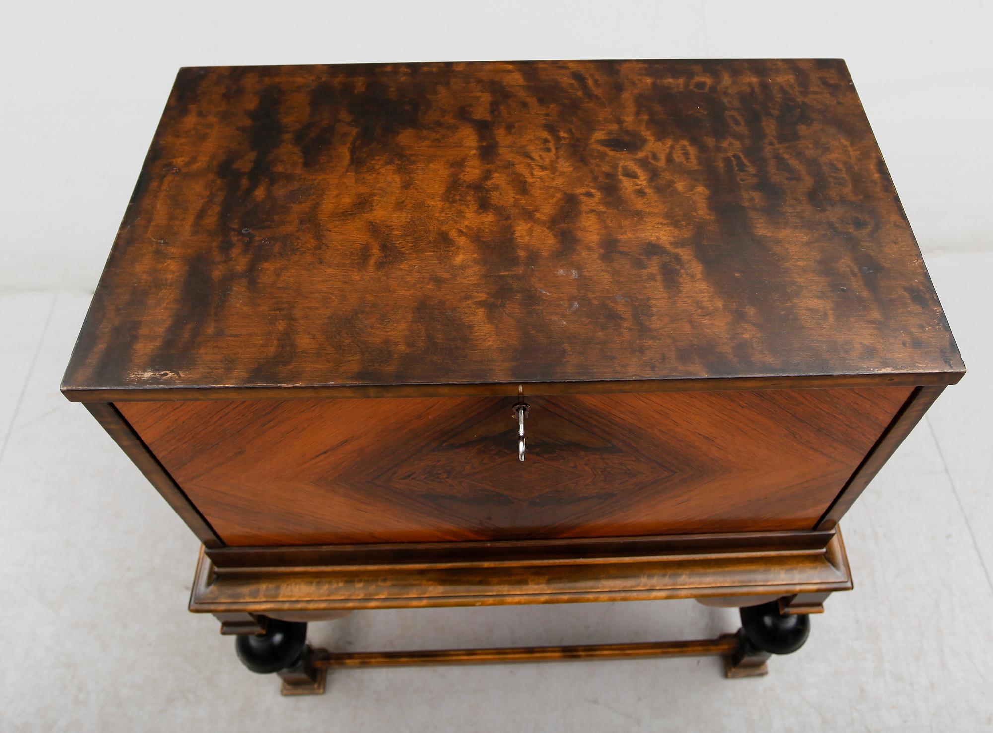 BESTICKSCHATULL, 1930-tal.