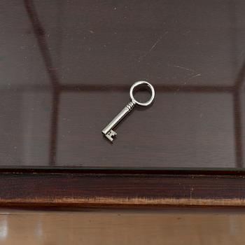 A display cabinet, first half of the 20th century.