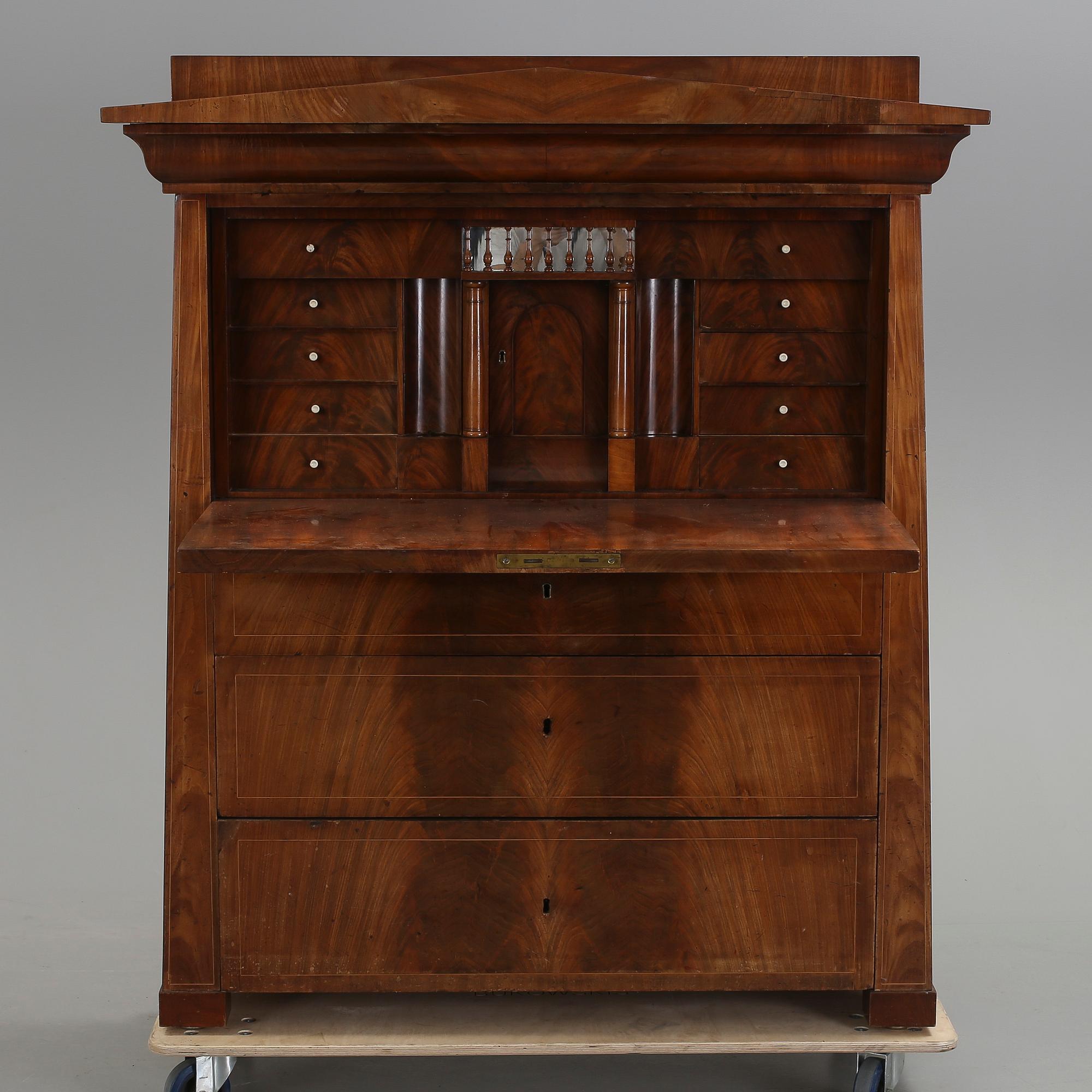 CHIFFONJÉ, empire, 1830-tal.