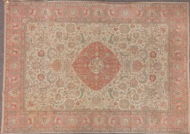 MATTA, Täbriz. Ca 407x298 cm.