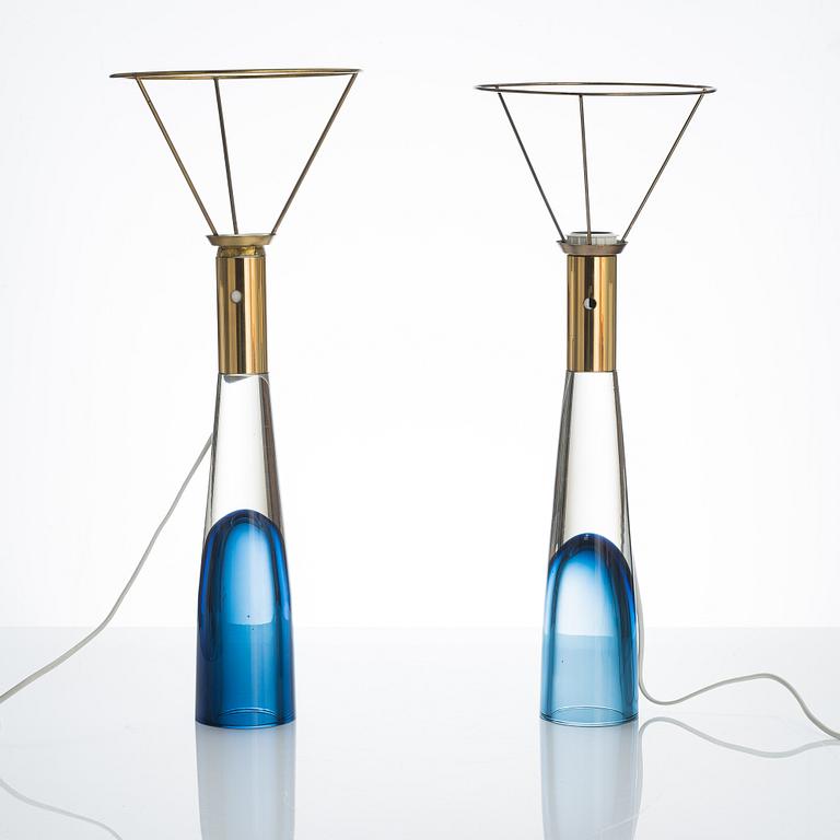 Lisa Johansson-Pape, a pair of mid-20th century '40-014' table lamps for Stockmann Orno.