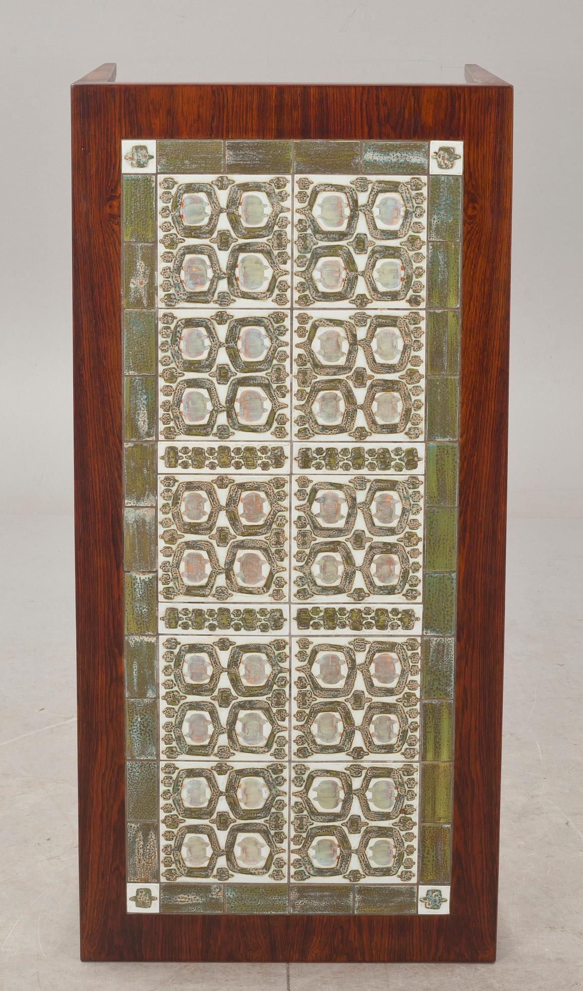 SOFFBORD, Severin Hansen Jr.  Kakel "Tenera", Nils Thorsson för Royal Copenhagen.