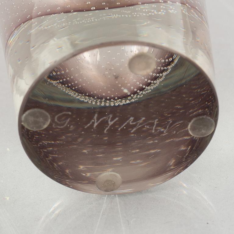 Gunnel Nyman, a vase, Nuutajärvi Notsjö, Finland.