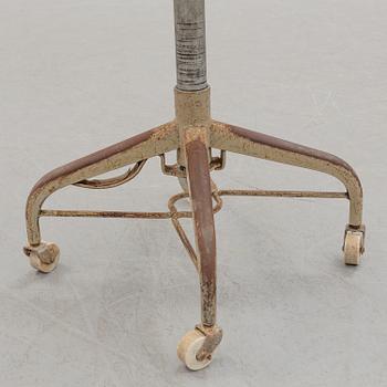PALL, industridesign. Verkstads-Aktiebolaget Lindqvist, Motala. Märkt. Omkring 1900-talets mitt.