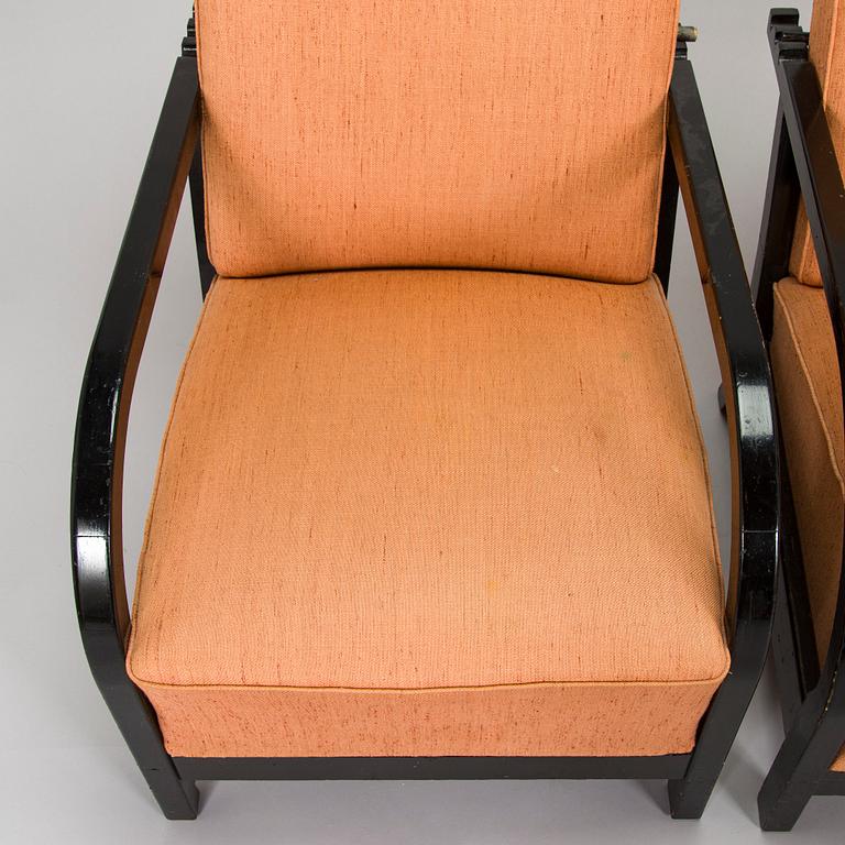 Einari Kyöstilä, A pair of 1930's 'Mainio' armchairs for Asko Finland.