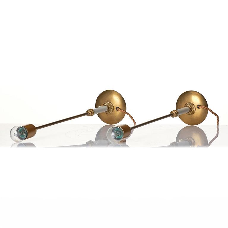 Bertil Brisborg, a pair of table lamps model "31570", Nordiska Kompaniet, 1940s-50s.