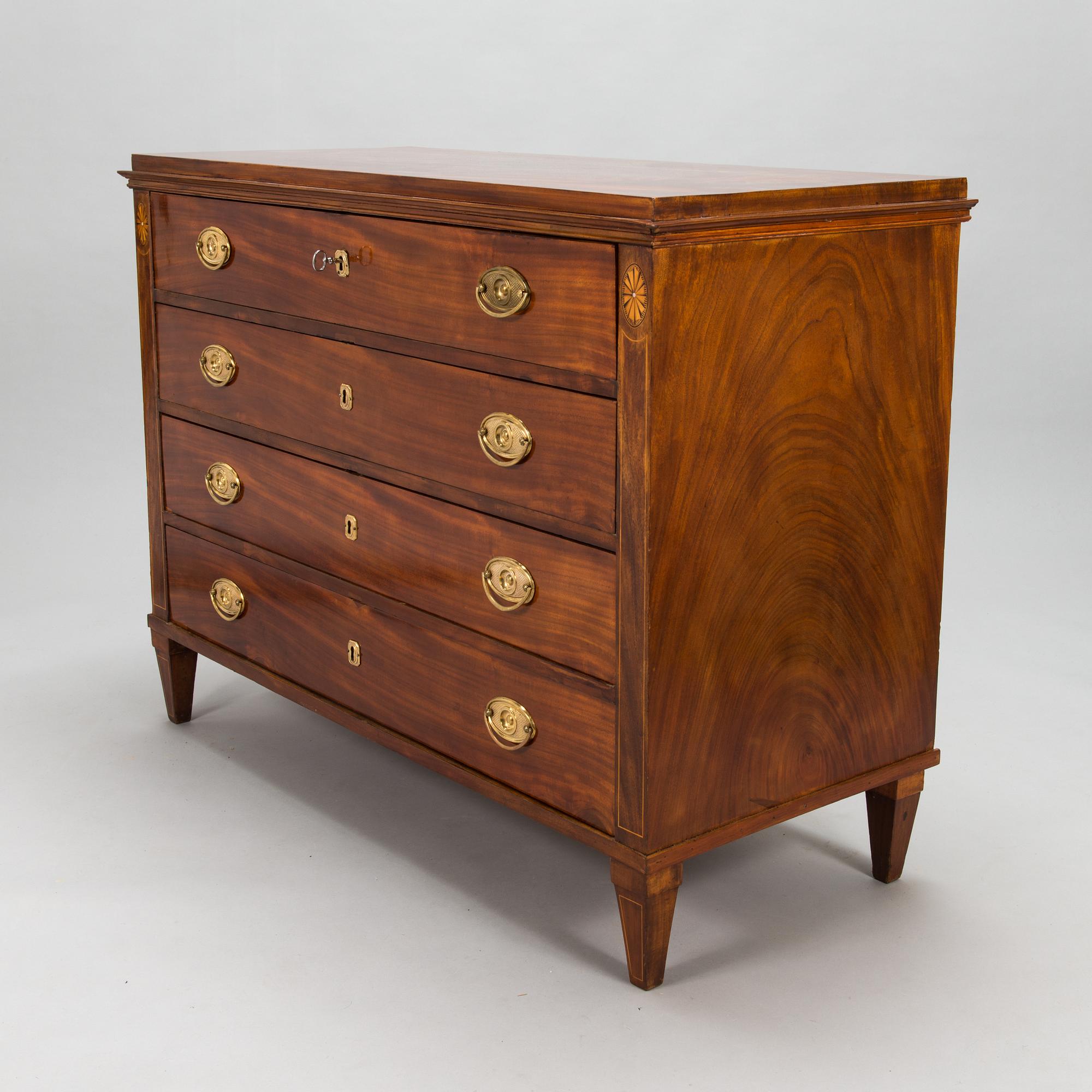 An Empire-style chest of drawer, Carl Hendrik Blom (master in Stockholm 1796 - 1835).