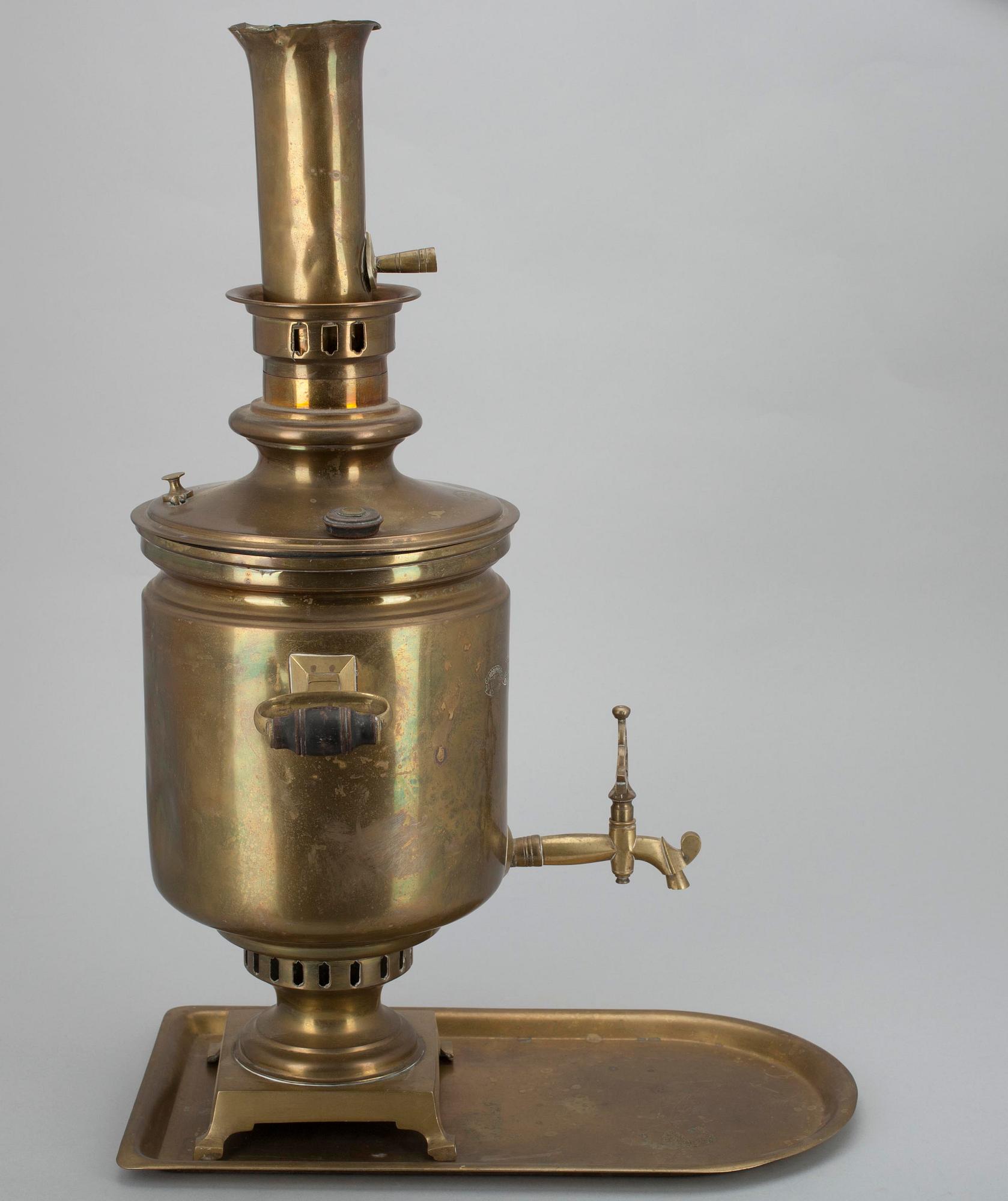 SAMOVAR, mässing, stämplad Kljunskj Tula, Ryssland 1800-talets slut.