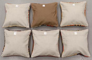 Six kilim cushions, Ca 40 x 40 cm.