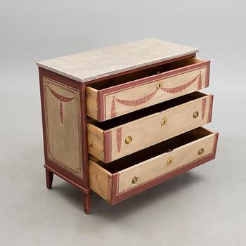 BYRÅ, gustaviansk, ca 1800.