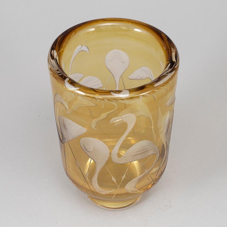 A Vicke Lindstrand engraved glass vase, Kosta, Sweden 1950-60's.