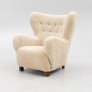 A Scandinavian Modern armchair, mid-20th Century.