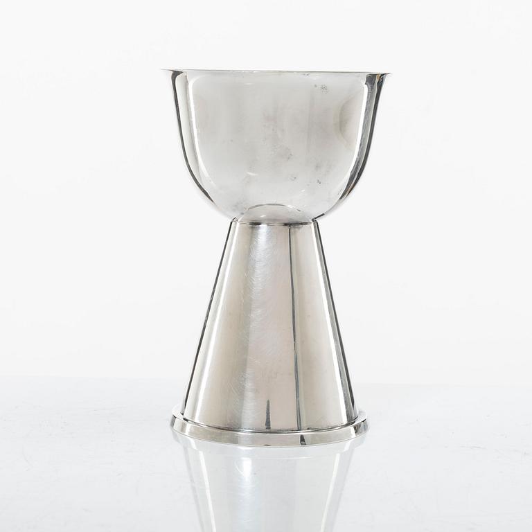 Åke Strömdahl, A Swedish sterling silver chalice, company Hugo Strömdahl AB, Stockholm 1955.