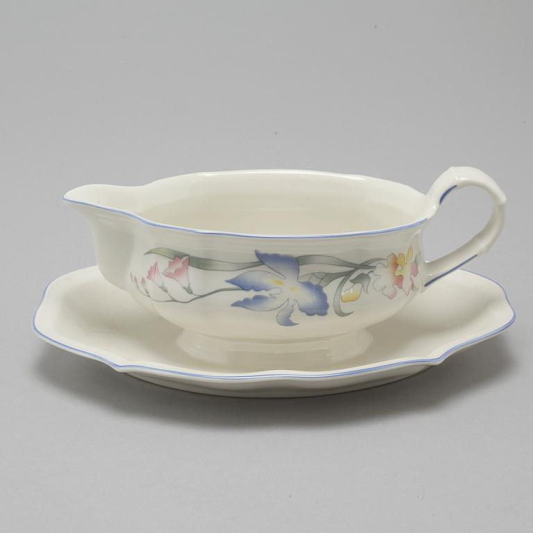 A porcelain tableware set of 40 pcs, "Riviera" by Villeroy & Boch, late 20th century.