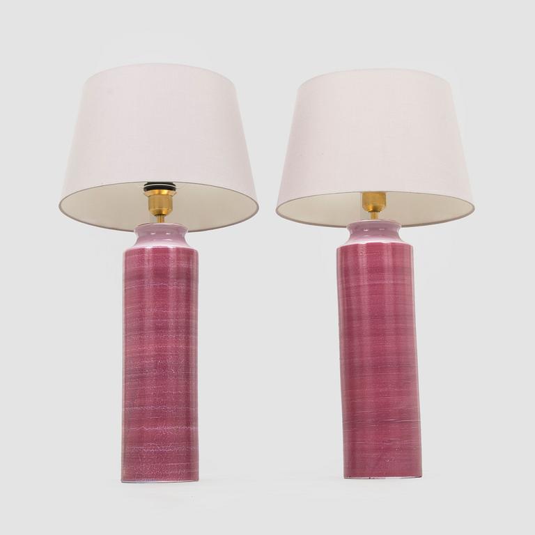 A pair of ceramic tablelamps, Arabia Finland, 1960s/70s.