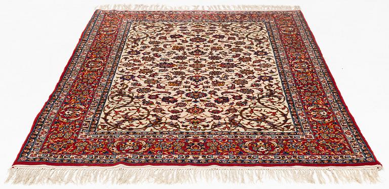 Matta, Isfahan, 257 x 150 cm.