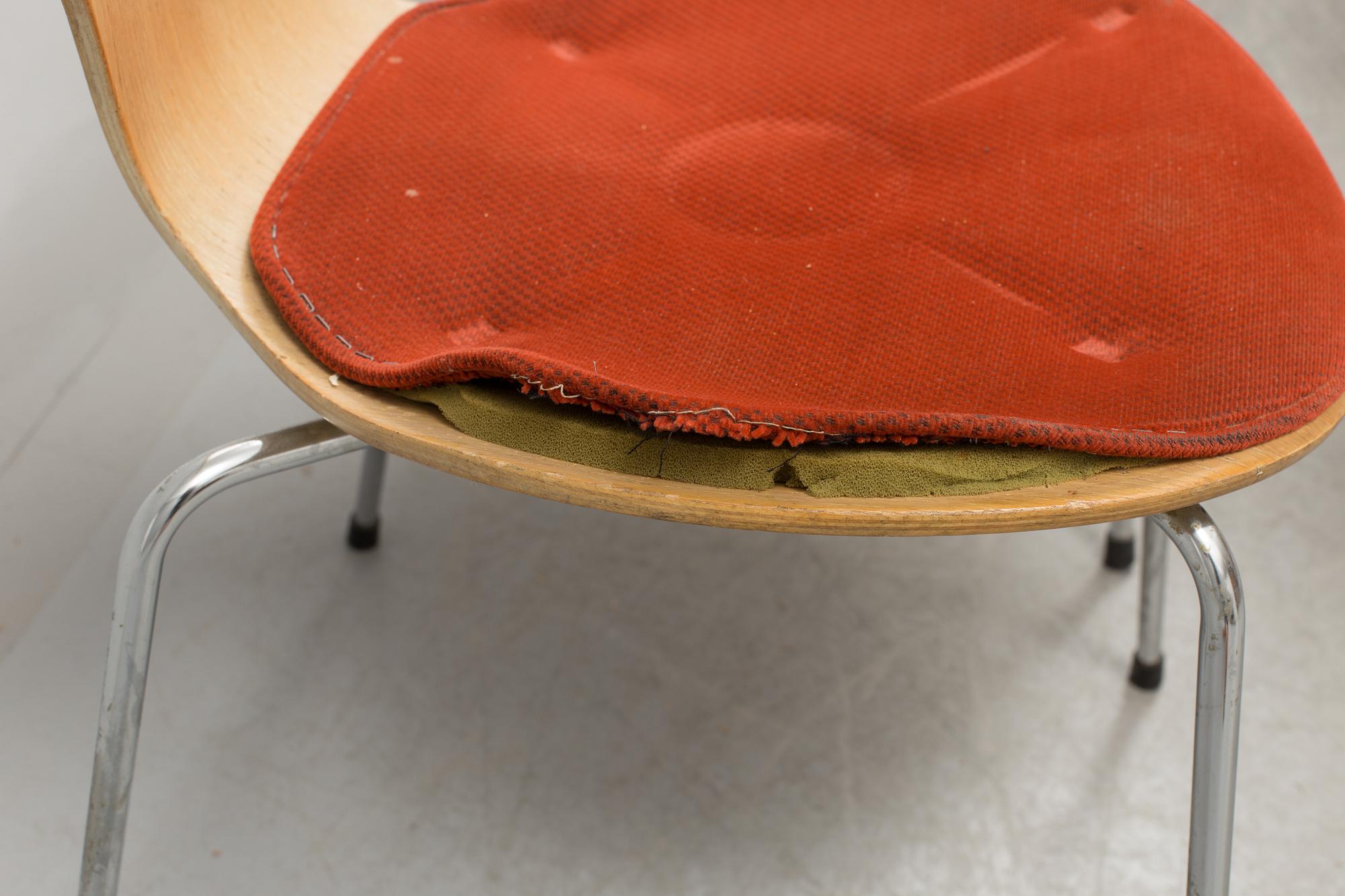 ARNE JACOBSEN, stolar, 8 st, "Sjuan", Fritz Hansen, Danmark, 1981.