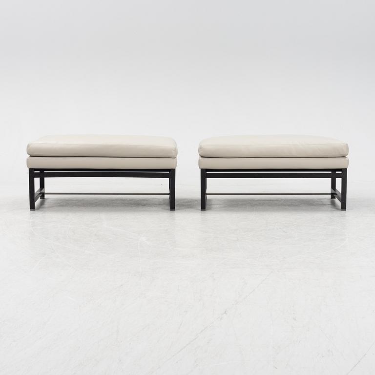 Rodolfo Dordoni, bänkar, ett par, "Flynt", Minotti, Italien.