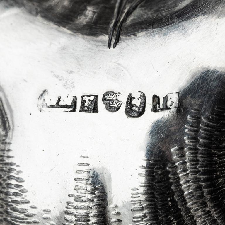 Gustav Möllenberg, uppsatsskål med lock, silver, Stockholm 1863.