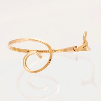 An 18K gold bracelet by Elon Arenhill, Malmö 1963.