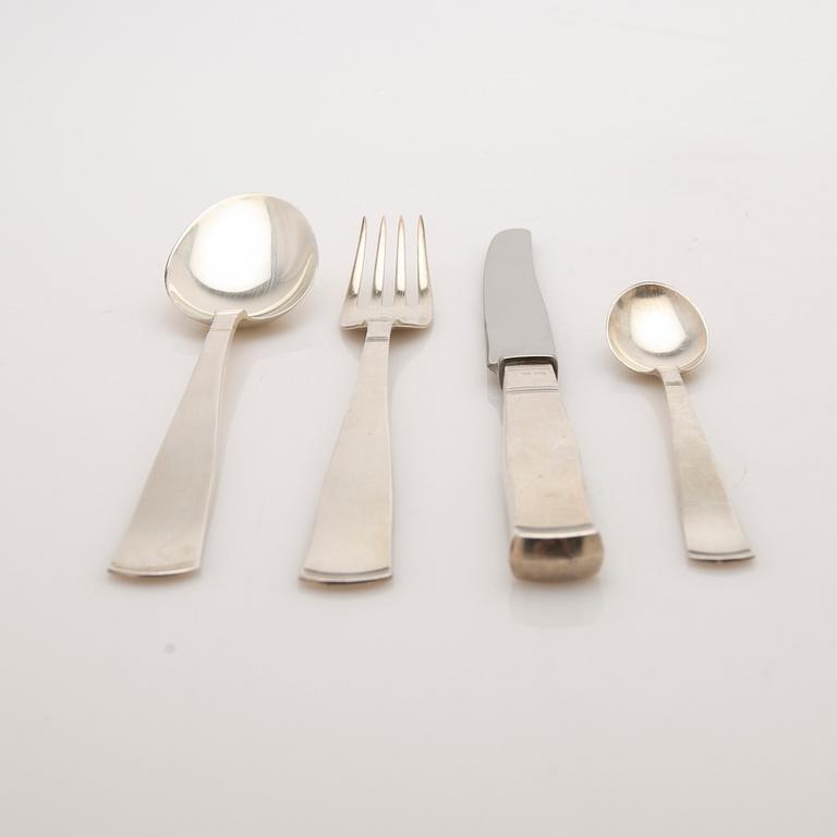 Jacob Ängman, Bestickuppsättning, 48 delar, silver, modell "Rosenholm", GAB, Eskilstuna och Stockholm, 1900-talets andra hälft.