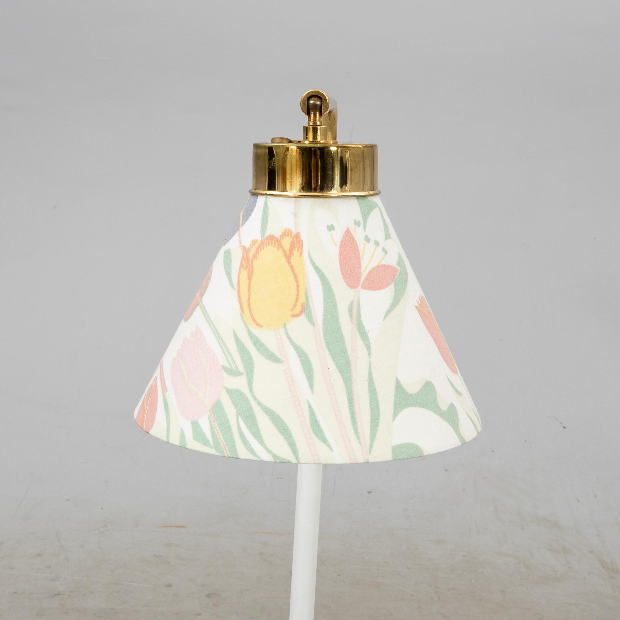 Josef Frank, golvlampa, modell 1842, Firma Svenskt Tenn.
