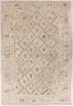 A Kilim carpet ca 296x200 cm.