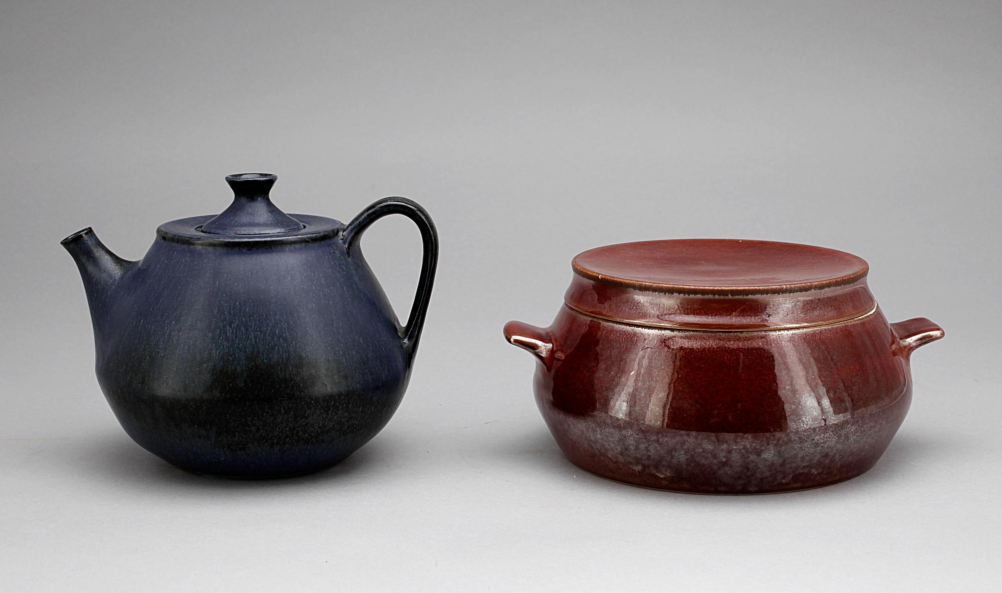 TEKANNA samt KAROTT, stengods, Carl-Harry Stålhane, Rörstrand, 1950/60-tal.