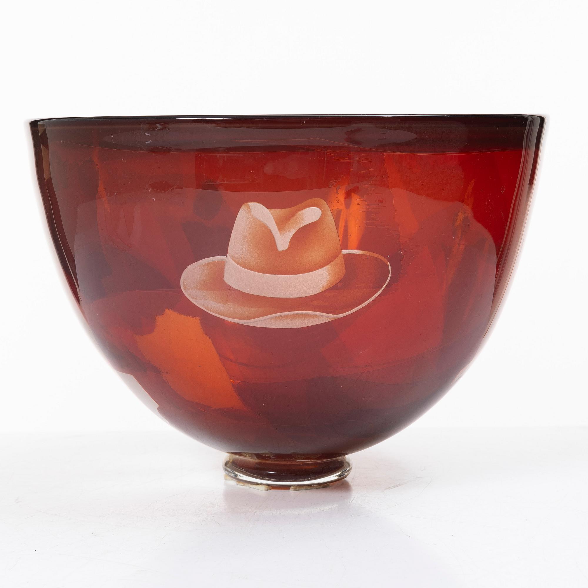 Ann Wolff, a bowl, 1980.