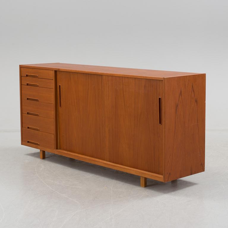 A sideboard "Florens" by Nils Jonsson, for Troeds, 1950 to the 1960.