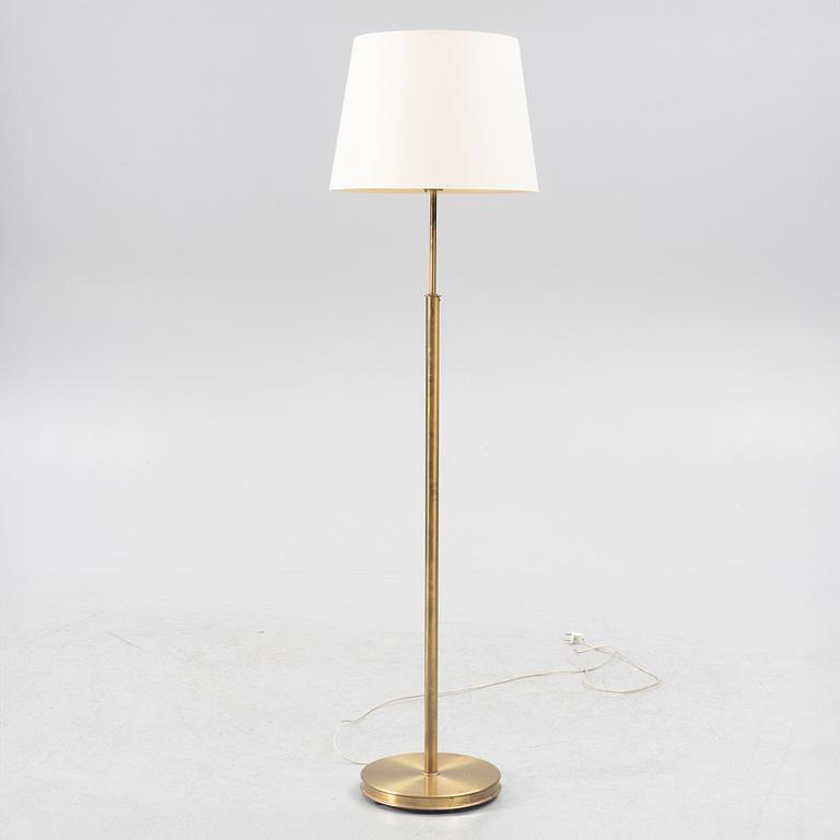 Josef Frank, golvlampa modell "G2148", Firma Svenskt Tenn.
