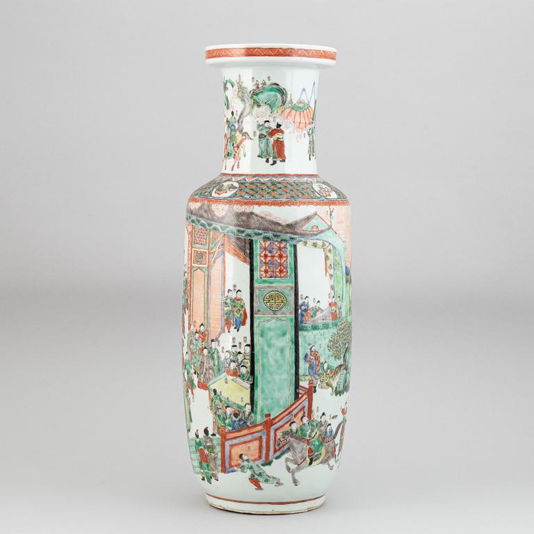 A famille verte floor vase, 20th century.
