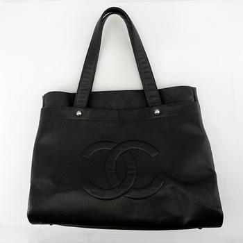 Chanel,.