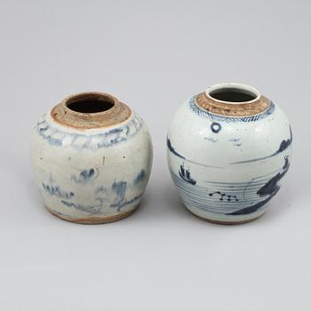 BOJANER, 2 st, porslin, Kina, 1800-tal.