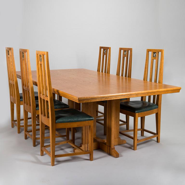 Eliel Saarinen, ruokapöytä ja tuoleja, 6 kpl, "Cranbrook", Adelta Oy, 1900-luvun loppu.