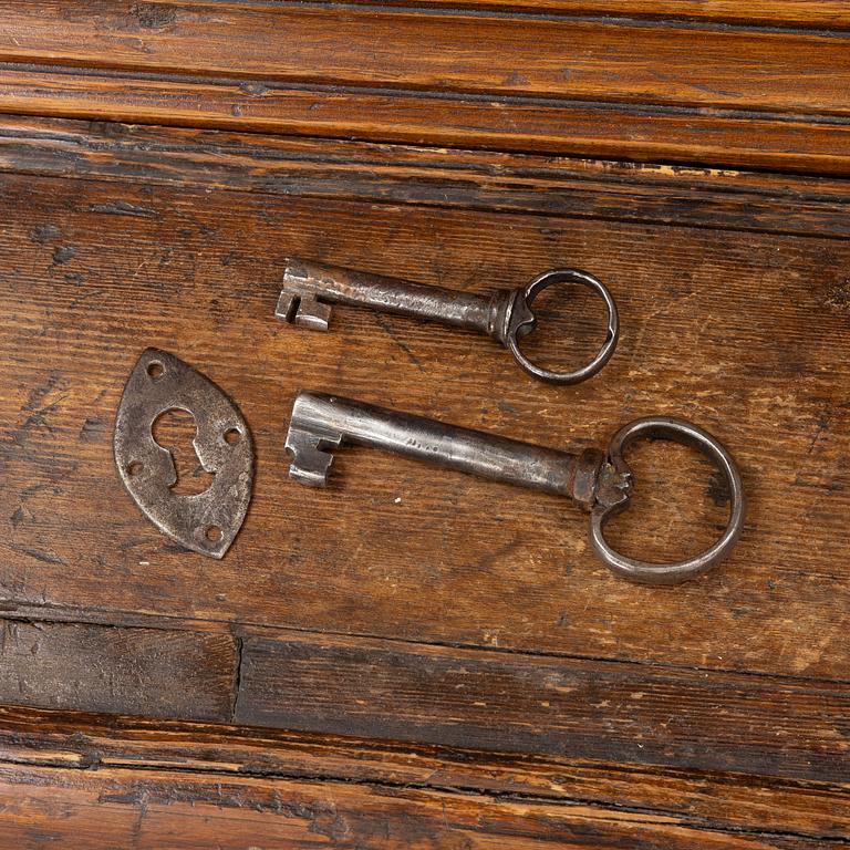 A Swedish folk art cabinet from Järvsö Hälsingland, early 19th century.