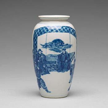 952. A blue and white vase, late Qing dynasty with Kangxi mark.