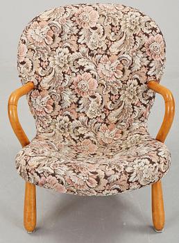 FÅTÖLJ, "Clam Chair" / "Muslinge", Philip Arctander, tillskriven, 1940/50-tal.