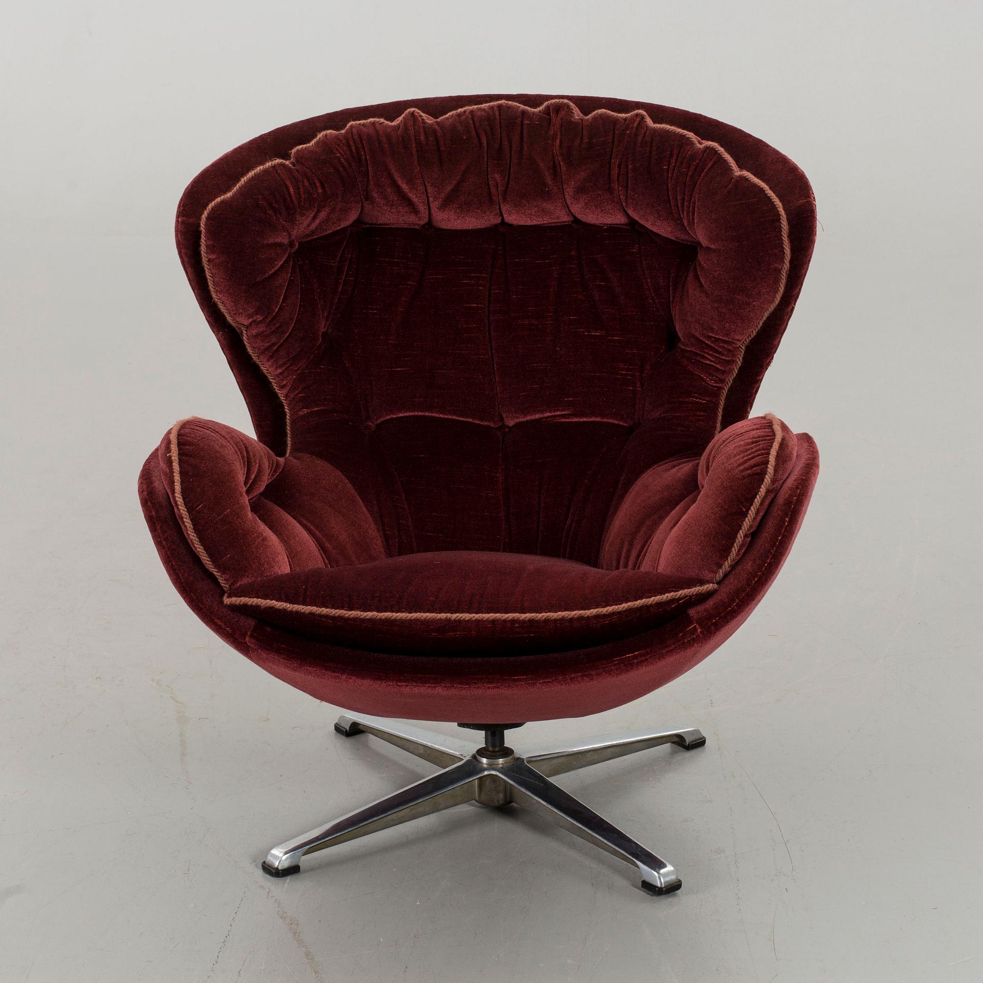 A LENNART BENDER "PARTNER" LOUNGE CHAIR, Ulferts, Tibro, Sweden.
