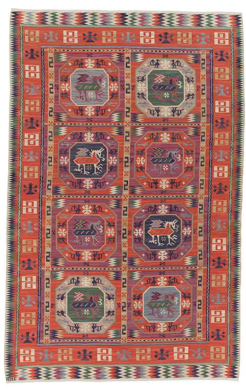 A CARPET, "Bäckahästen", a fine flat weave, 309 x 196,5 cm, signed MMF.