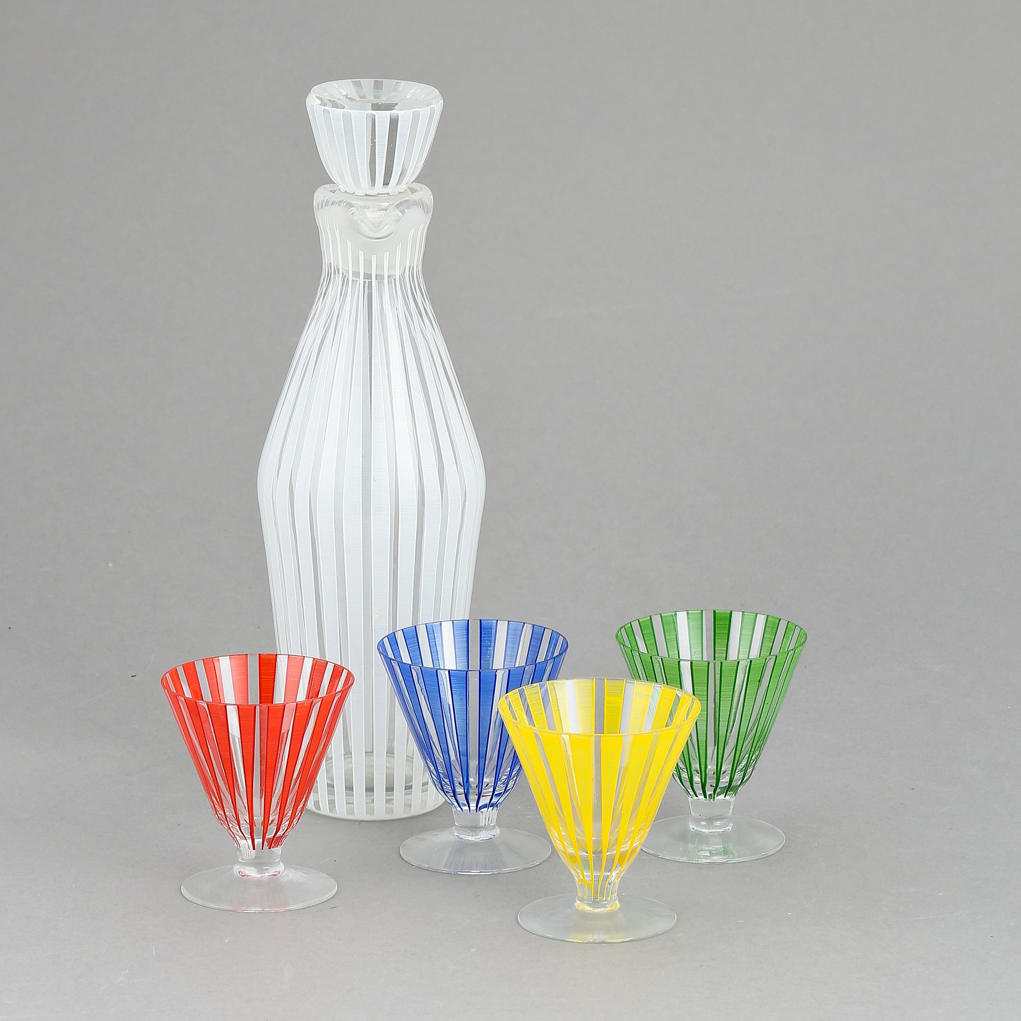 GLASSERVIS, 5 delar, glas, "Strikt", Bengt Orup, Johansfors, Formgiven 1952.