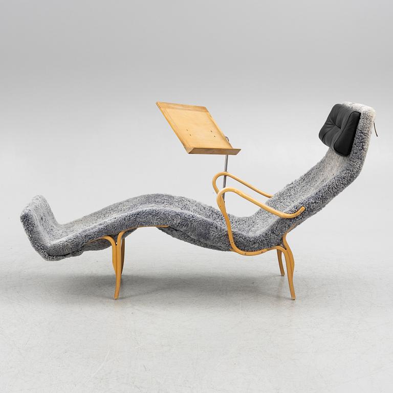 Bruno Mathsson, lounge chair, "Pernilla 3" with reading table, Firma Karl Mathsson, Värnamo, 1965-71.