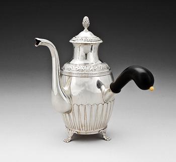 KAFFEKANNA, silver, Johan Wahlström, Jönköping 1837. Vikt ca 690 gram.