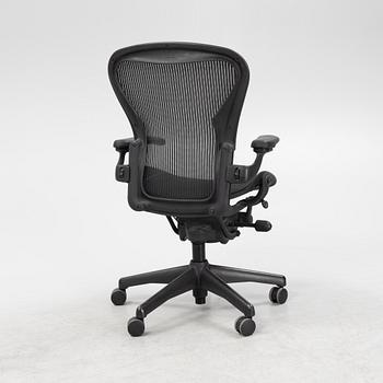 Don Chadwick/Bill Stump, skrivbordsstol, "Aeron", Herman Miller.