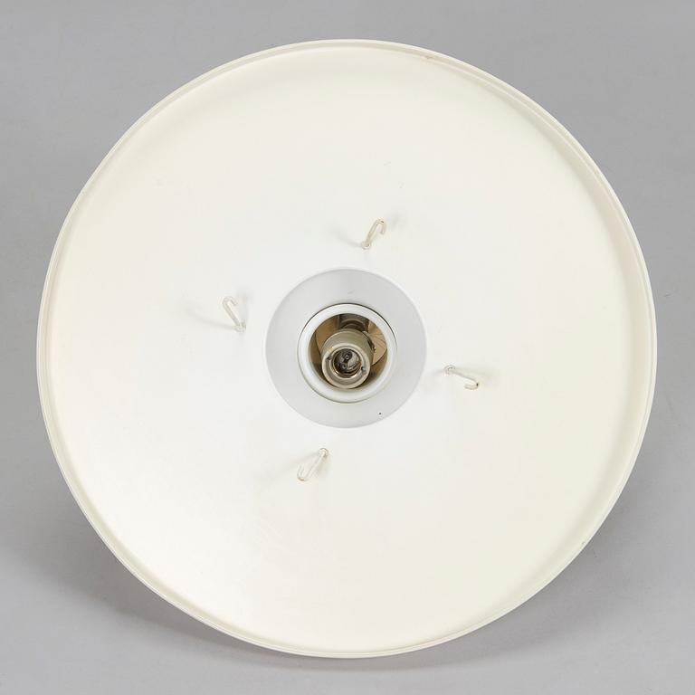 Alvar Aalto, taklampa, modell A 337, "Flygande tefat", Valaistustyö.